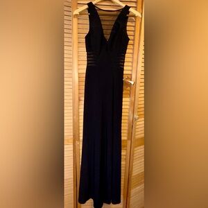 Morgan & Co. Black V-Neck Maxi Skirt